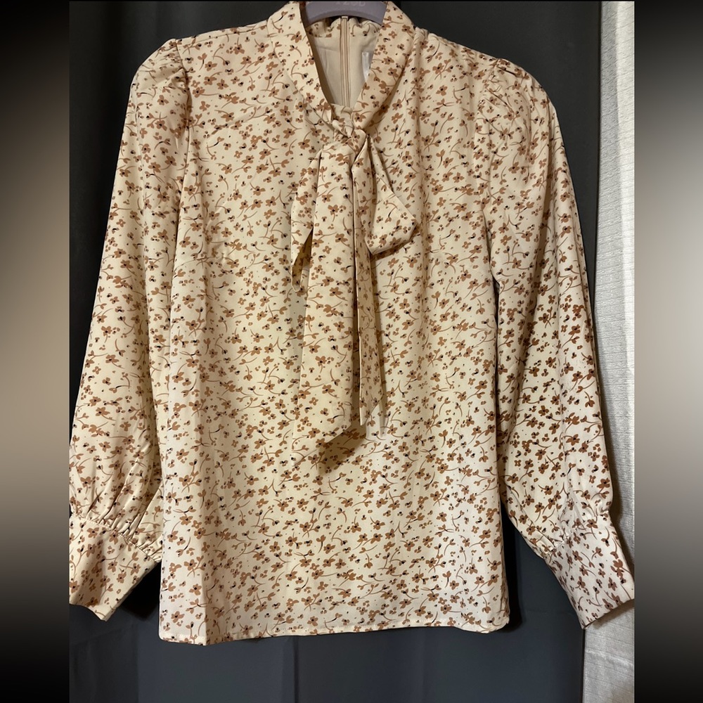Dainty Jewells Blouse